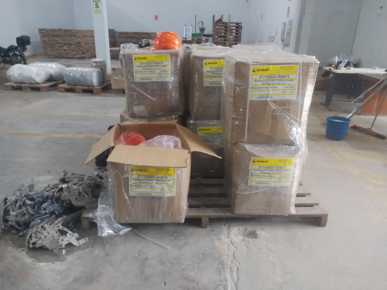 750 cascos de seguridad nuevos sin uso