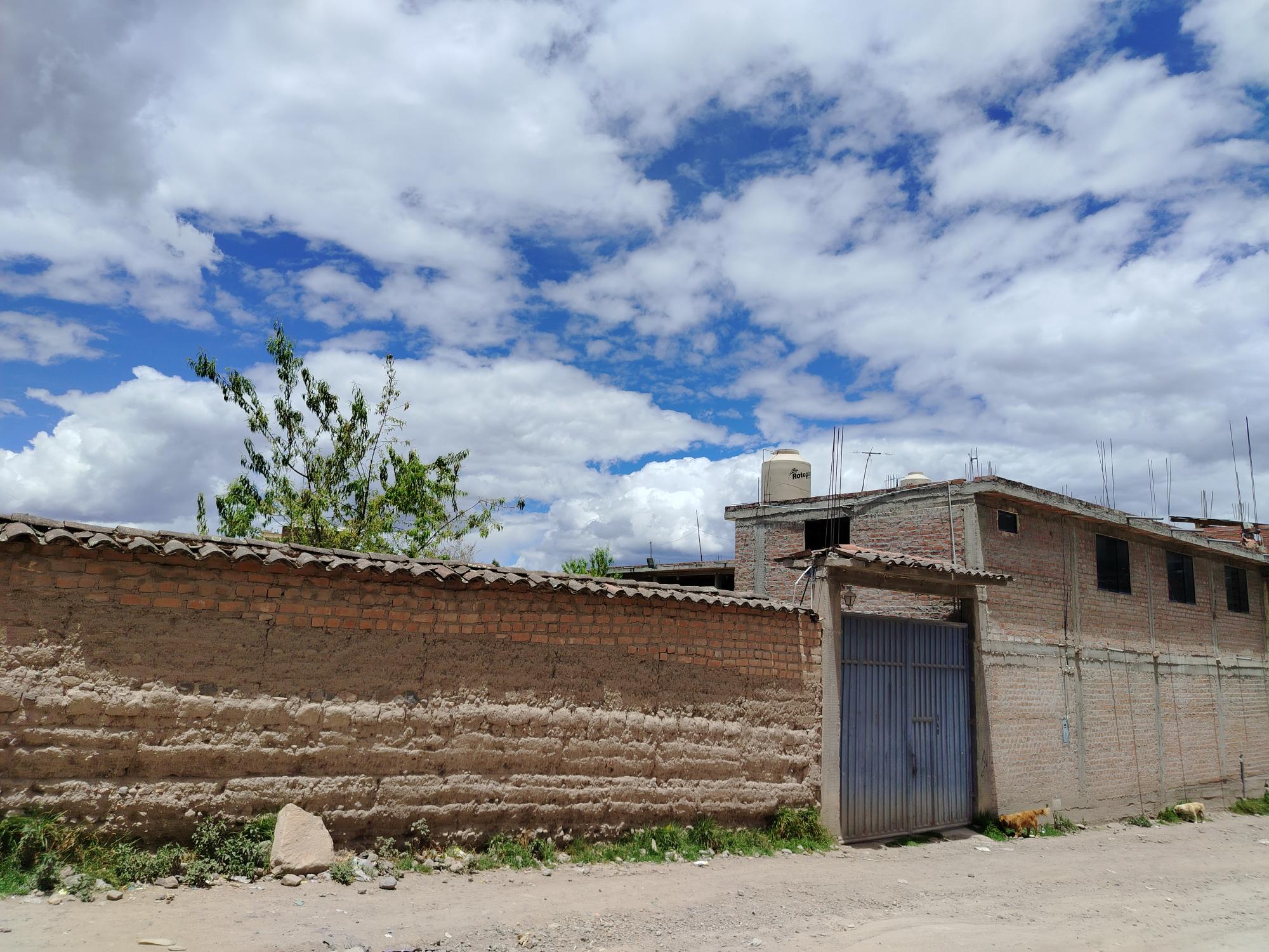 INMUEBLE  UBICADO en el Centro Poblado Huascahura Mz J Lote 2 Sector Barrio Chocan, DISTRITO AYACUCHO, PROVINCIA HUAMANGA Y DEPARTAMENTO AYACUCHO