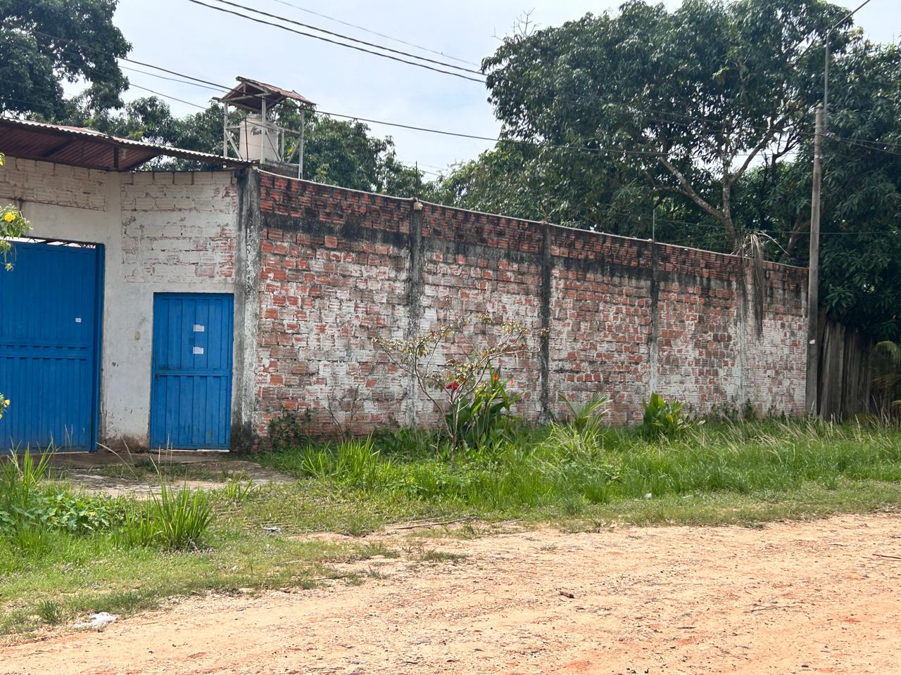 parte frontal del predio 